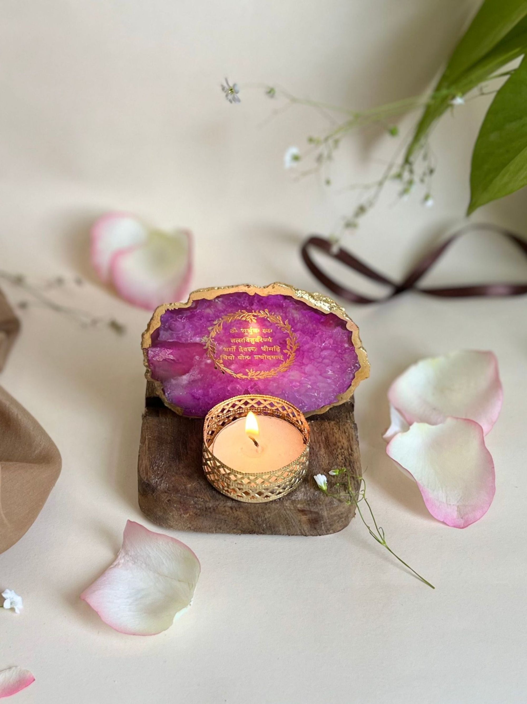 Gayatri Mantra Tea Light Holder - Agate with Wood