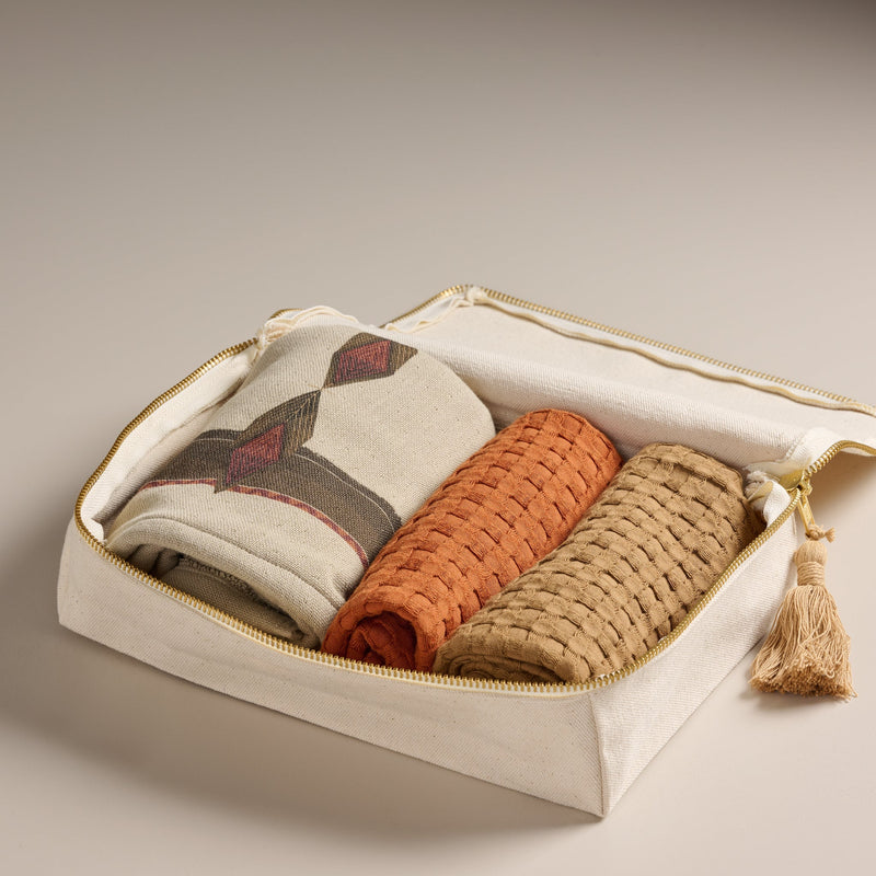 Torana | Gifting Hand Towels Set