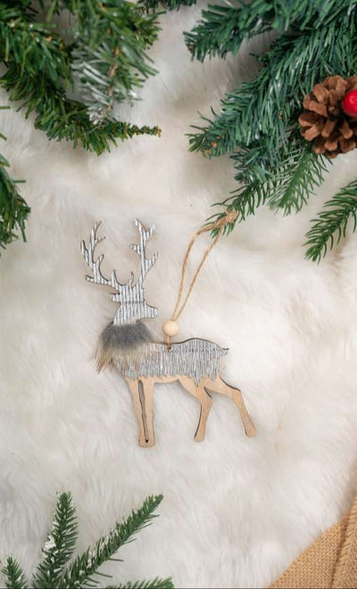 Wooden Reindeer Hanging Ornament with Fur Detail_CC142