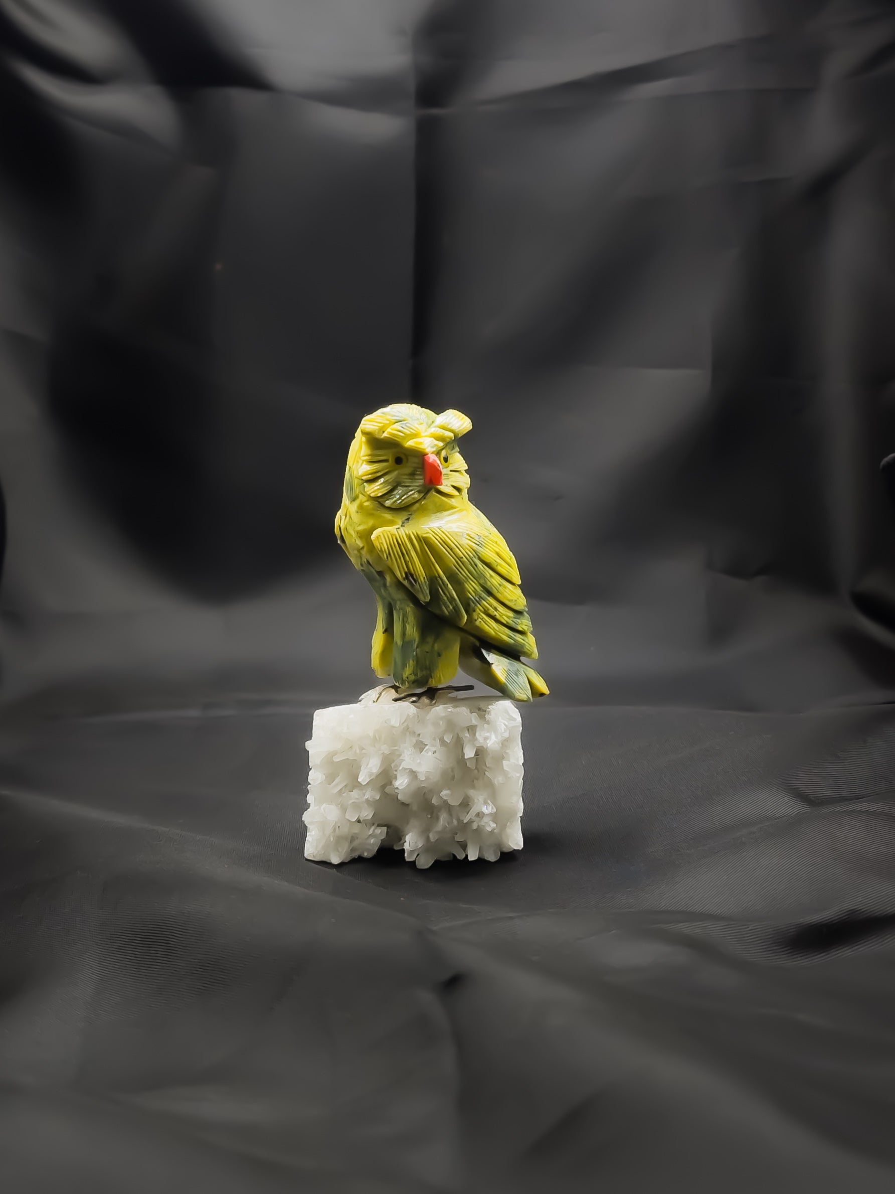 Gemstone Bird Statement Décor