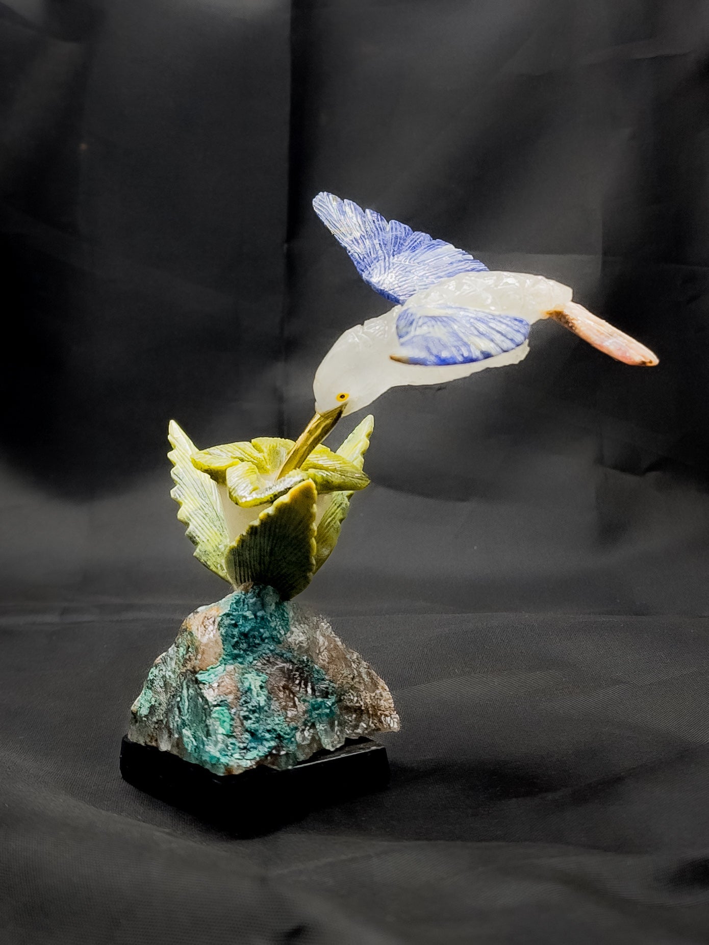 Gemstone Humming Bird Décor