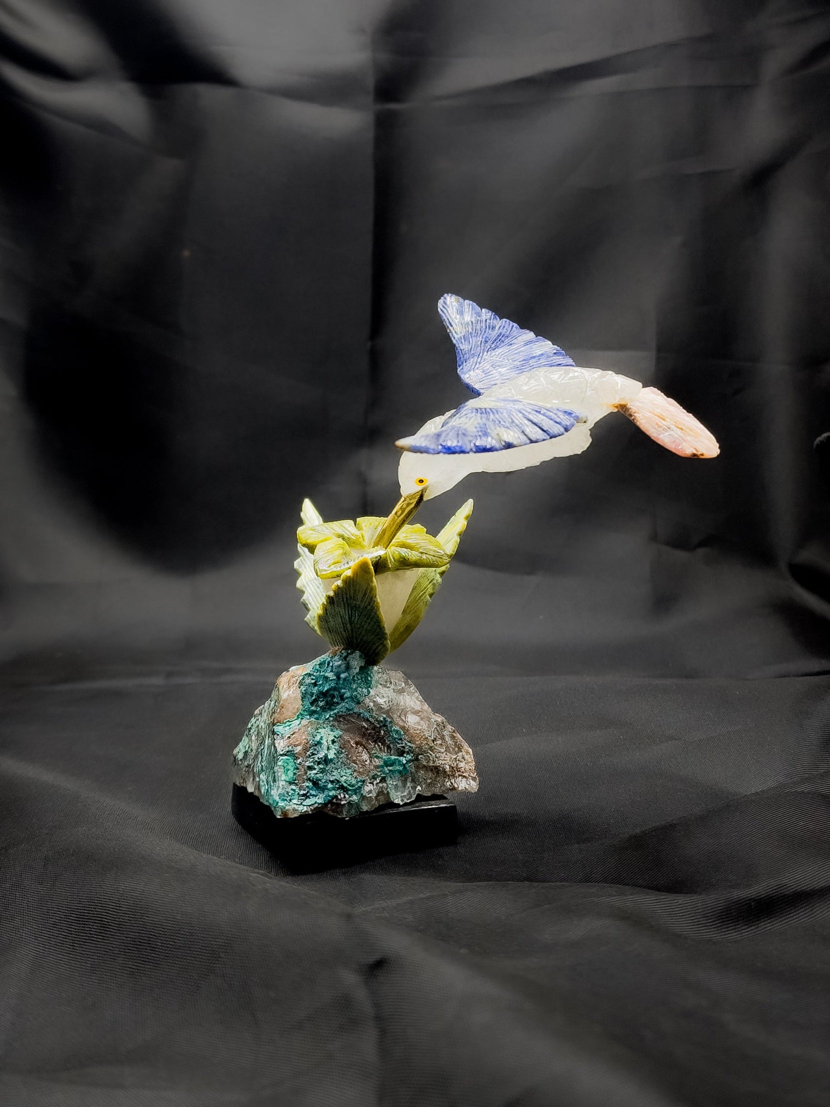 Gemstone Humming Bird Décor