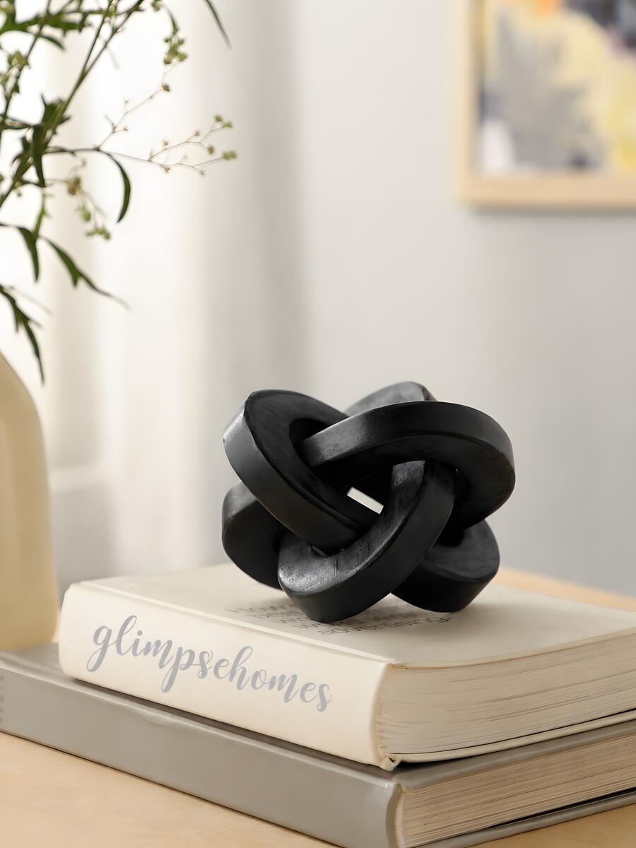 Triple Knot Wooden Accent Piece (Small)