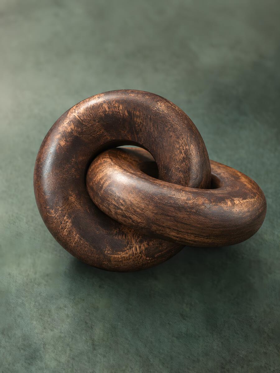 Wooden Chain (2 Knots)