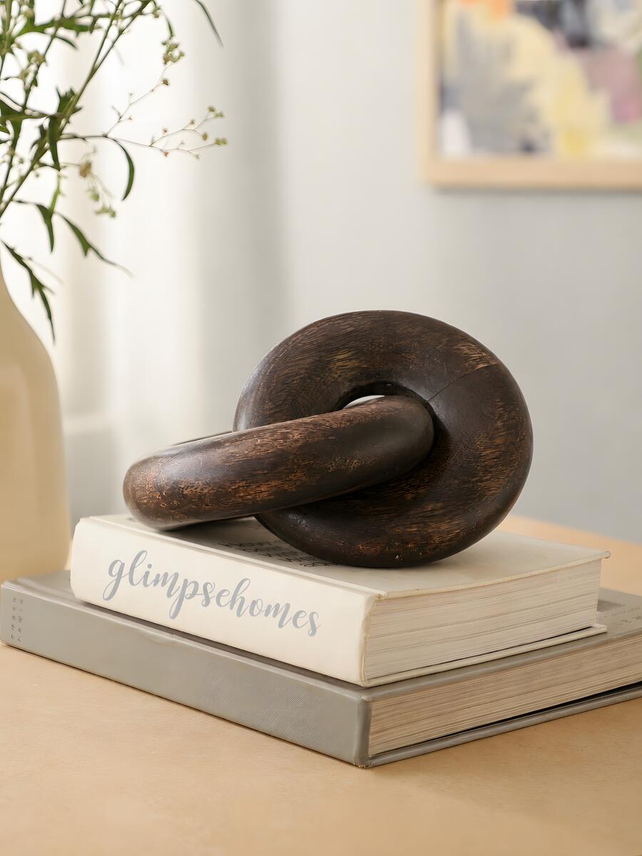 Wooden Chain (2 Knots)