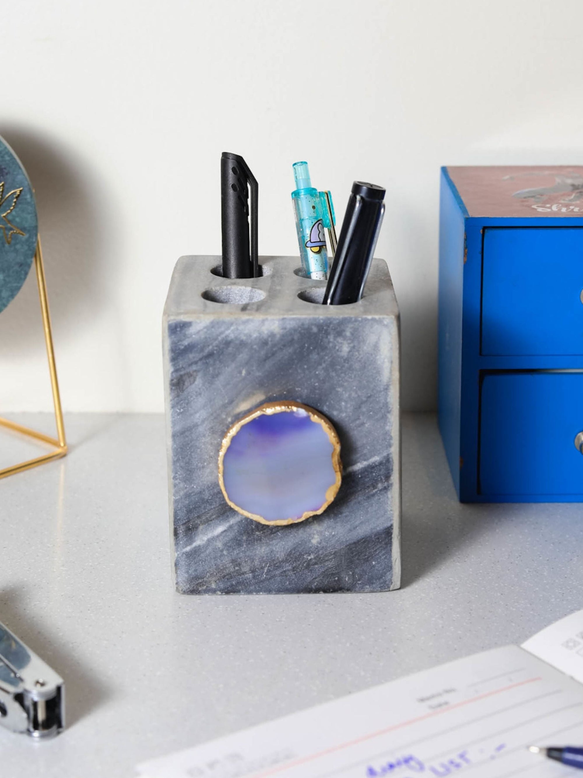 Grey Marble with  Agate Penstand