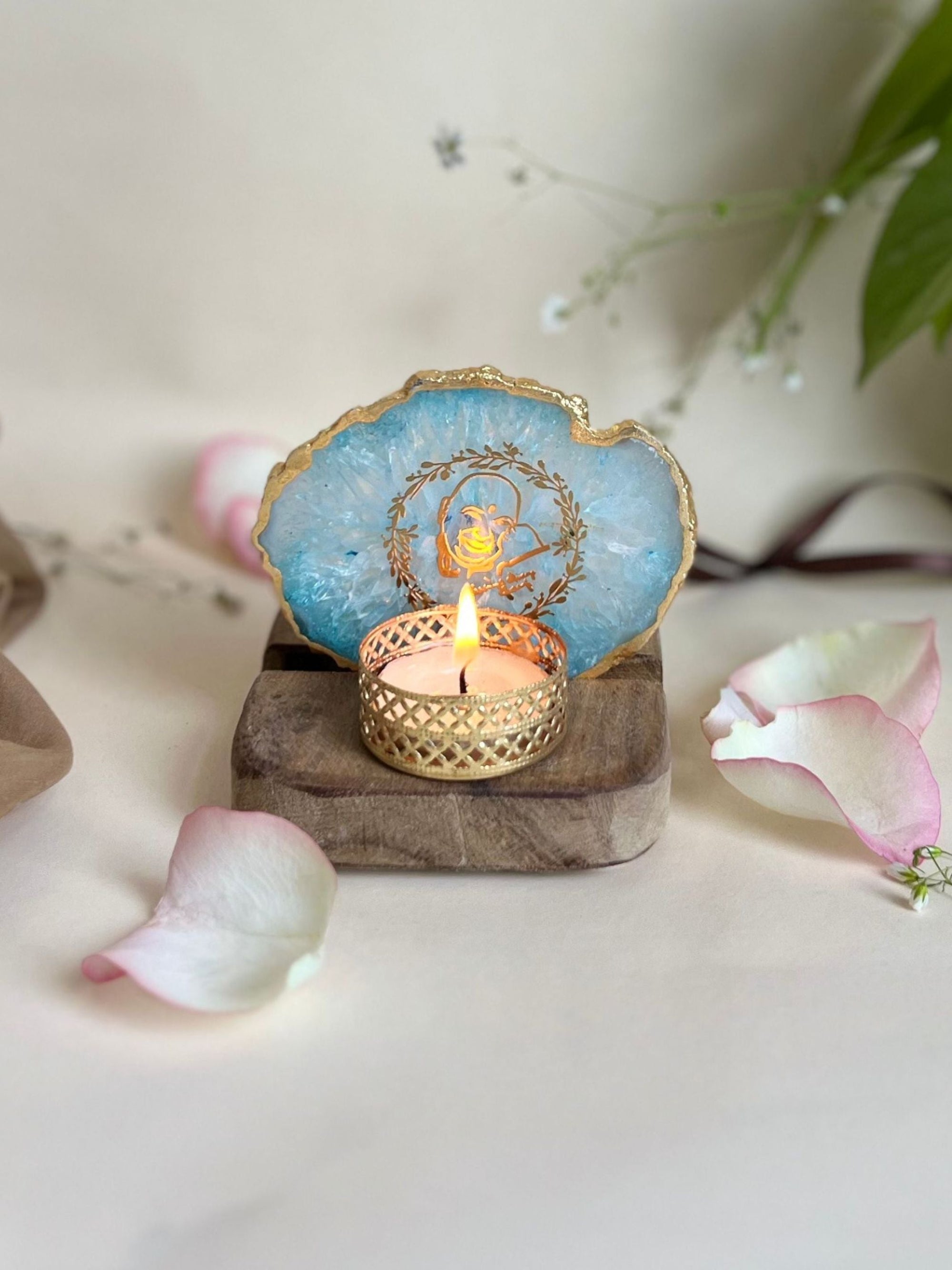 GURU JEE Tea Light Holder - Agate with Wood