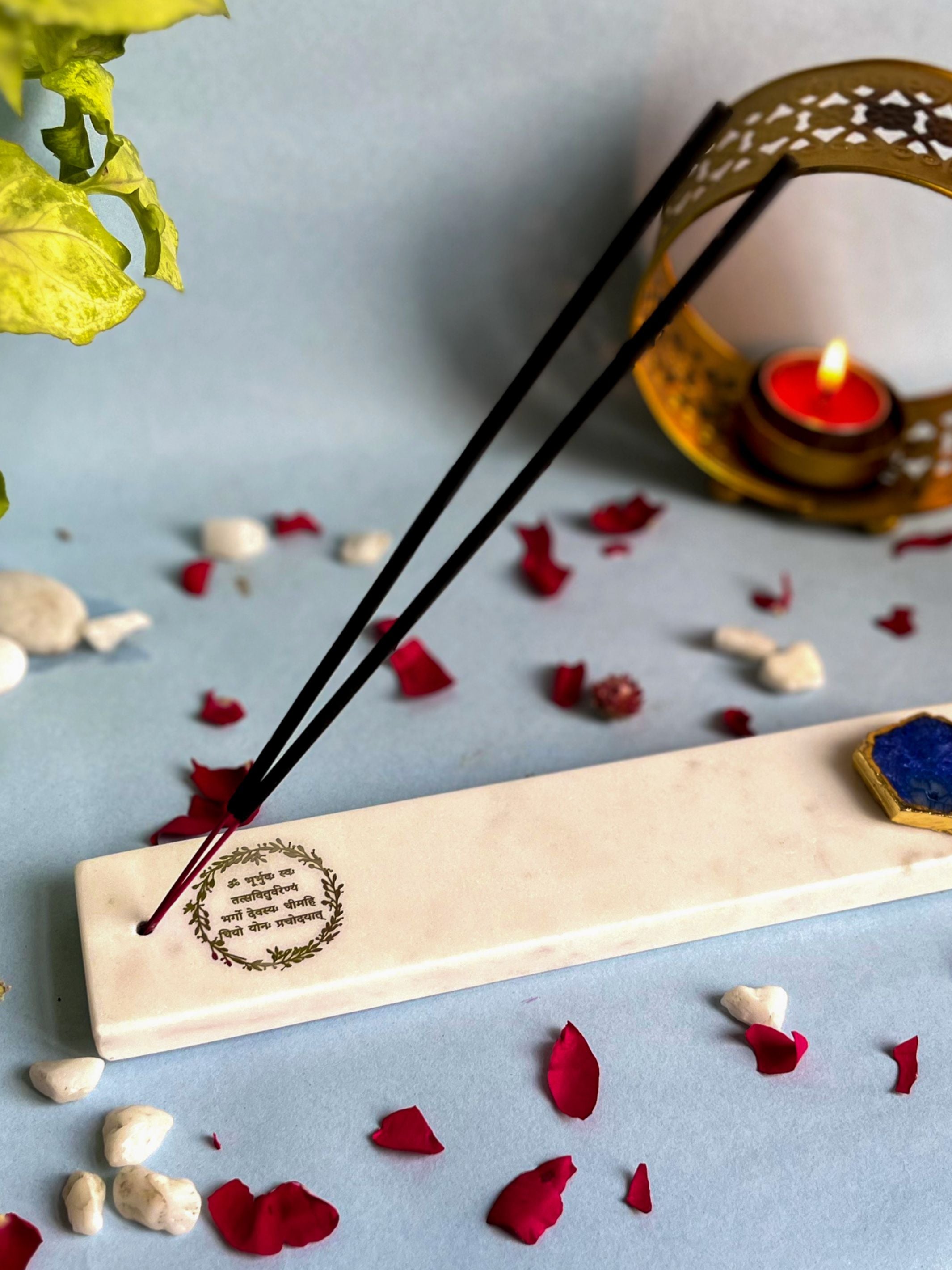 Gayatri Mantra Agarbatti Stand - Handmade Marble & Agate