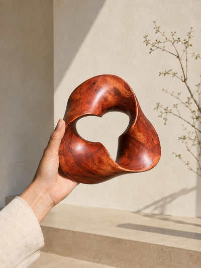 The Trinity Knot – Abstract Wooden Centerpiece & Shelf Decor