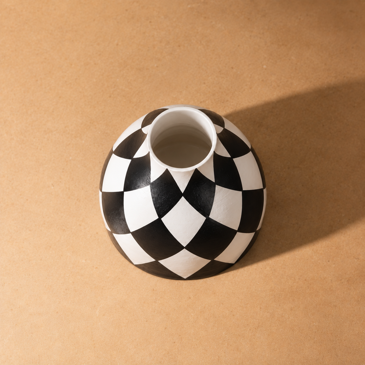 Harley Astra – Vase