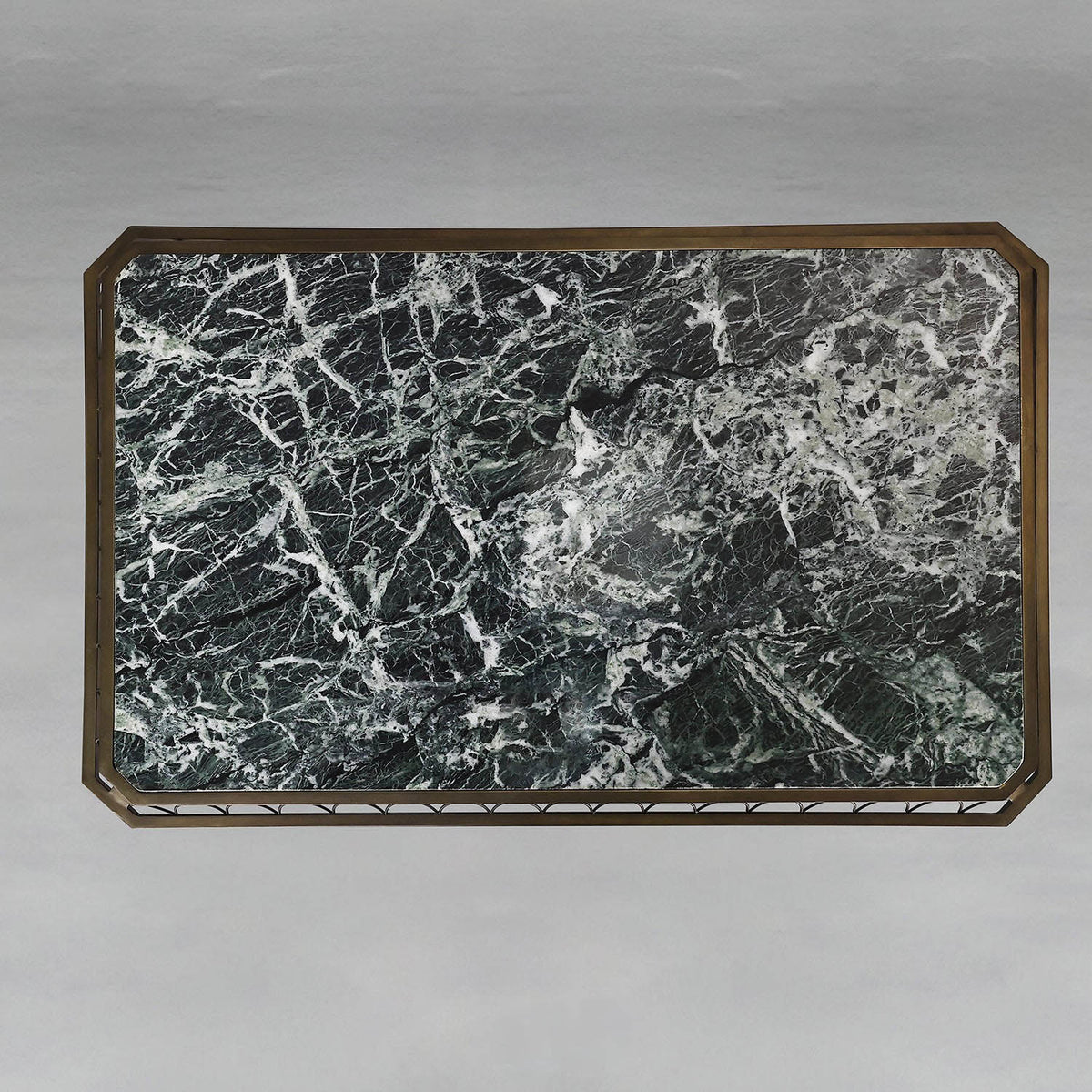 helios-coffee-table_3_dw.webp