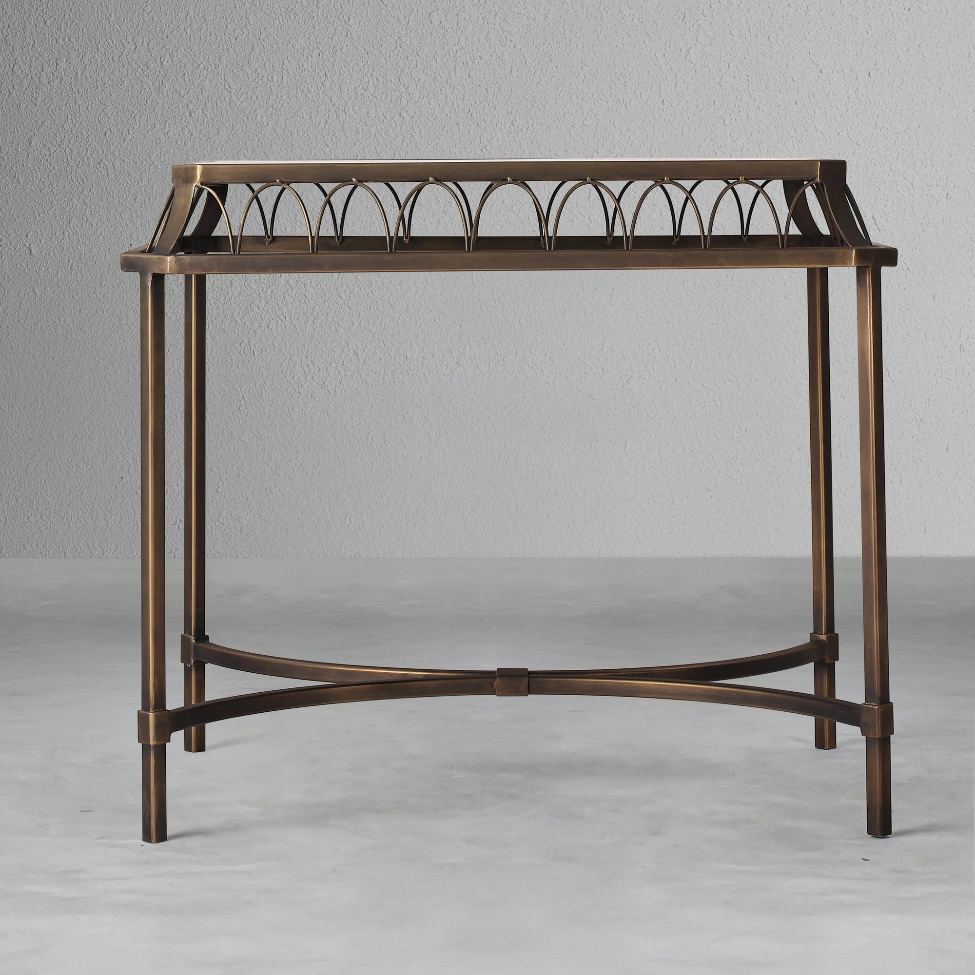 helios-side-table_2_dw.webp