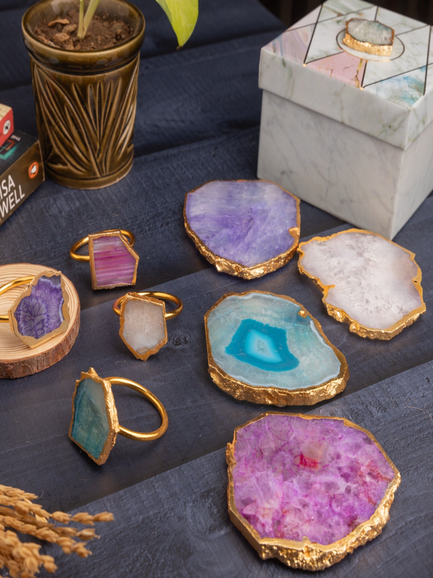 Handmade Agate Coasters & Napkin Rings Set of 4 Hamper – Elegant Natural Stone Tableware Gift Set