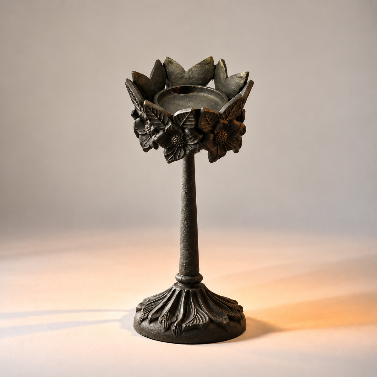 ILLA CANDLE STAND