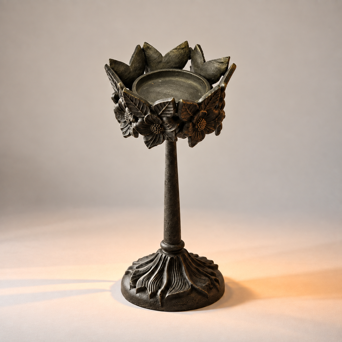 ILLA CANDLE STAND