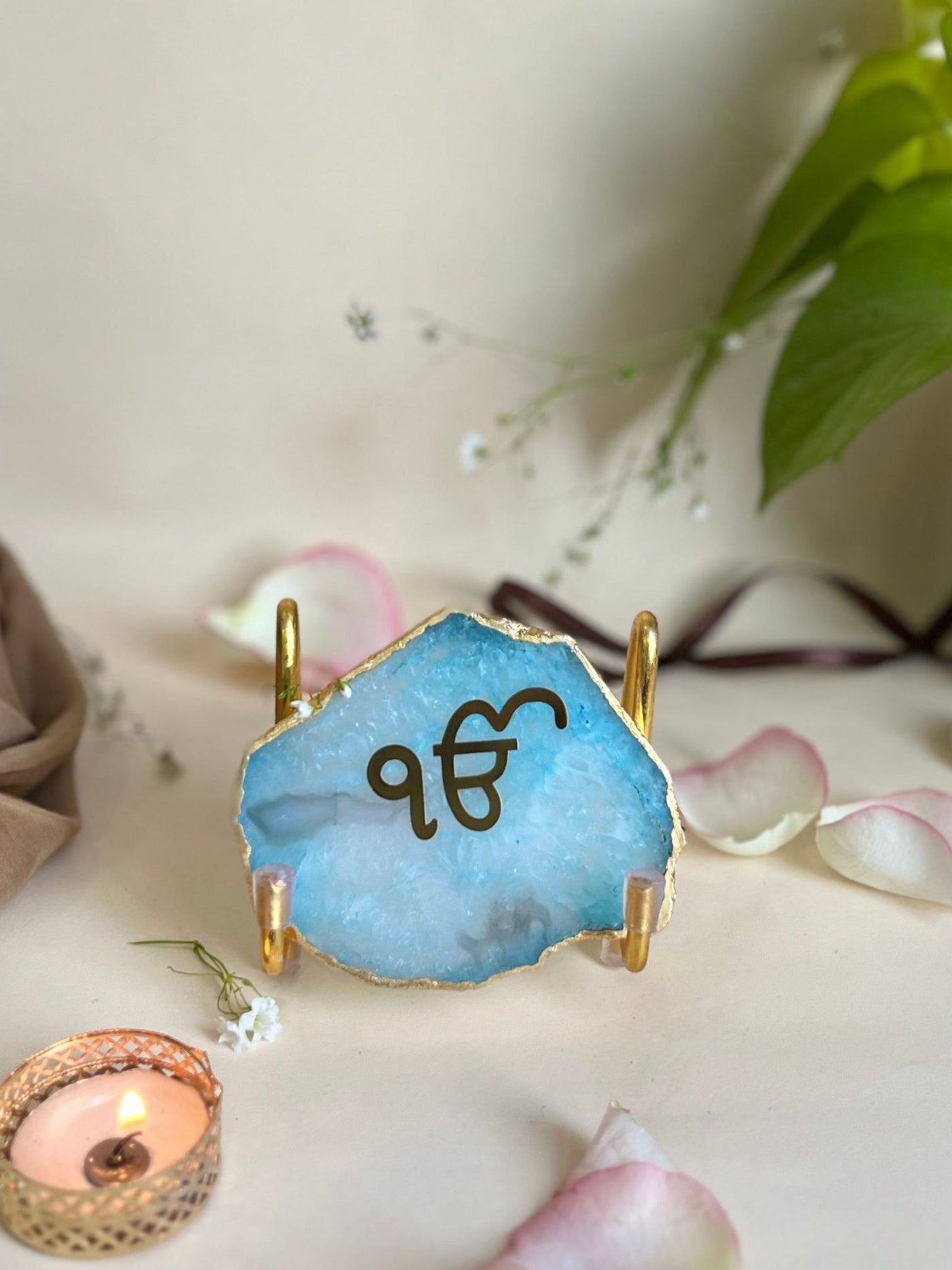 Ik Onkar Metal Holder with Turquoise Agate