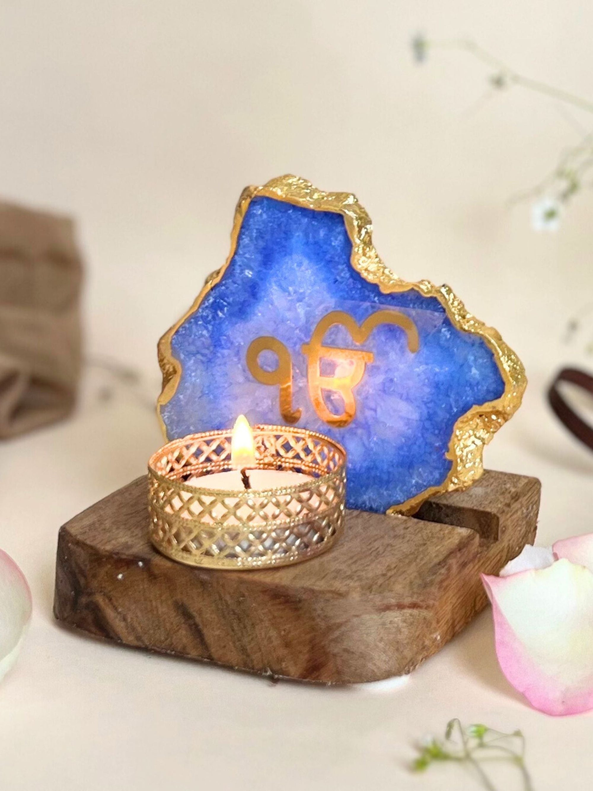Ik Onkar  Agate with Wood - Tea Light Holder