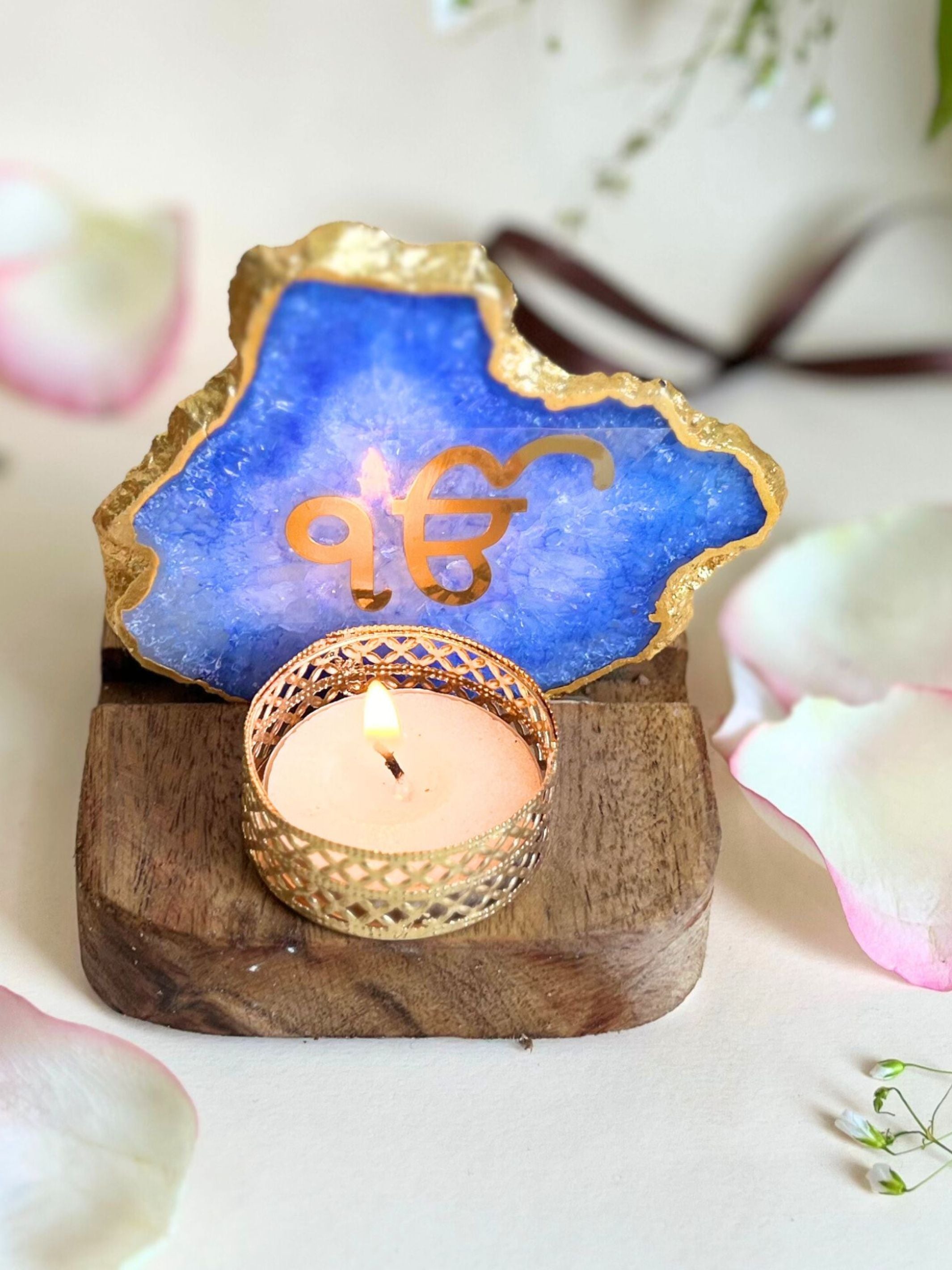 Ik Onkar  Agate with Wood - Tea Light Holder