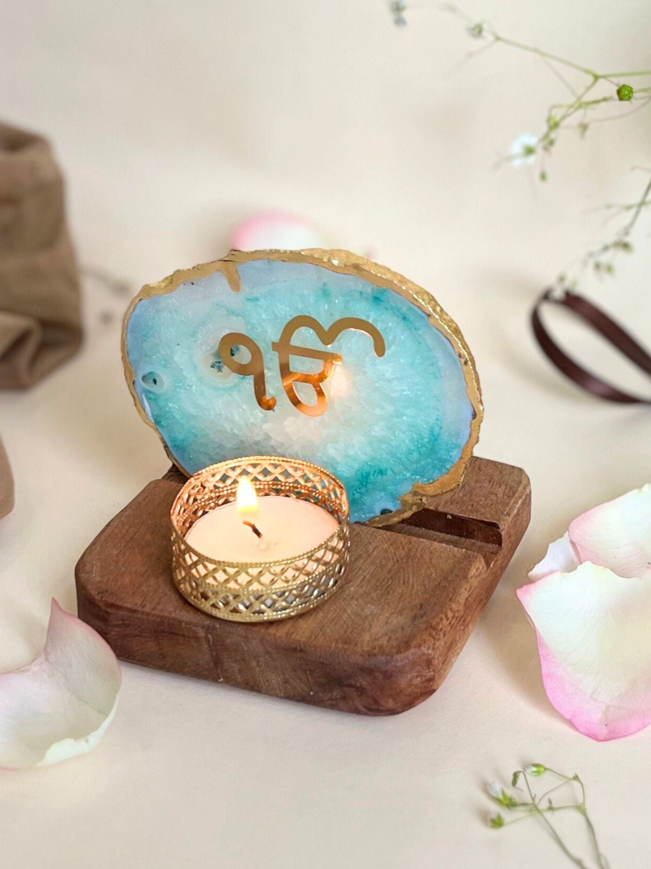 Ik Onkar  Agate with Wood - Tea Light Holder