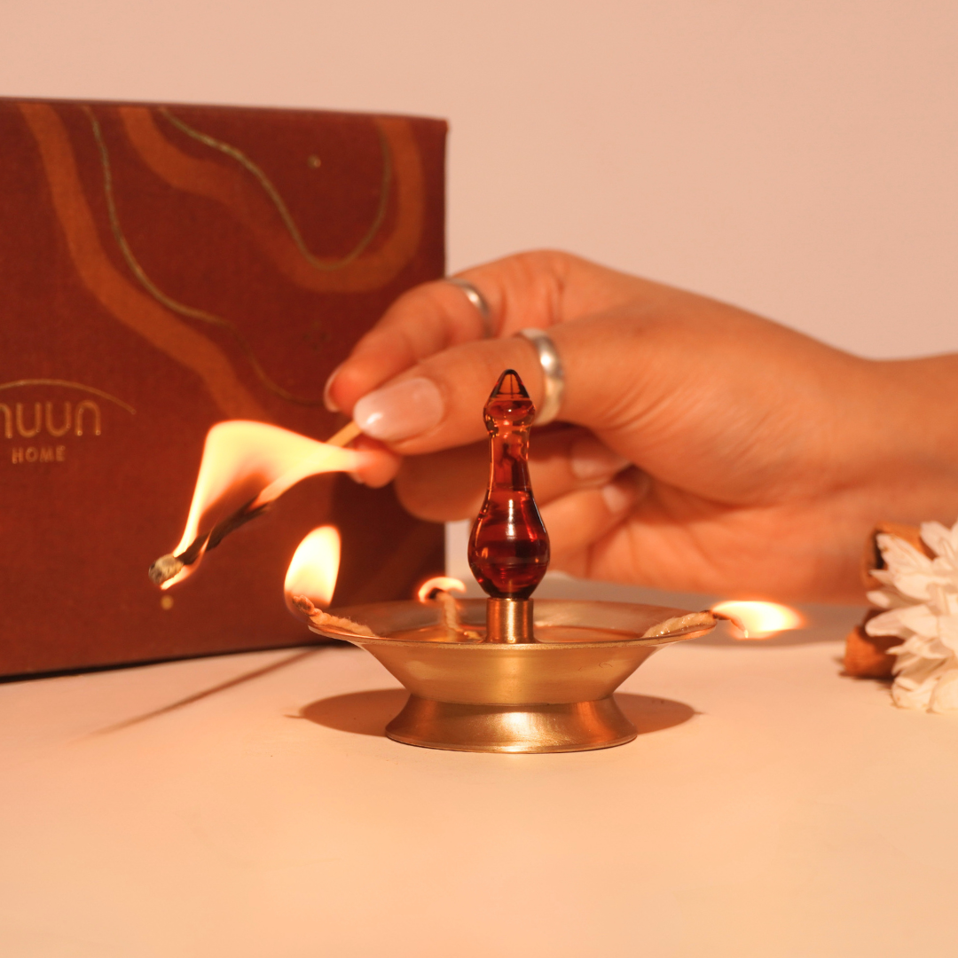 Muun Nilavilakku Oil Lamp
