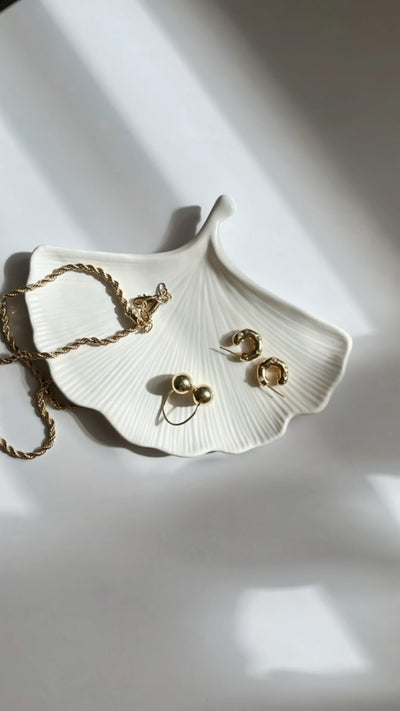 Concrete Leaf Trinket