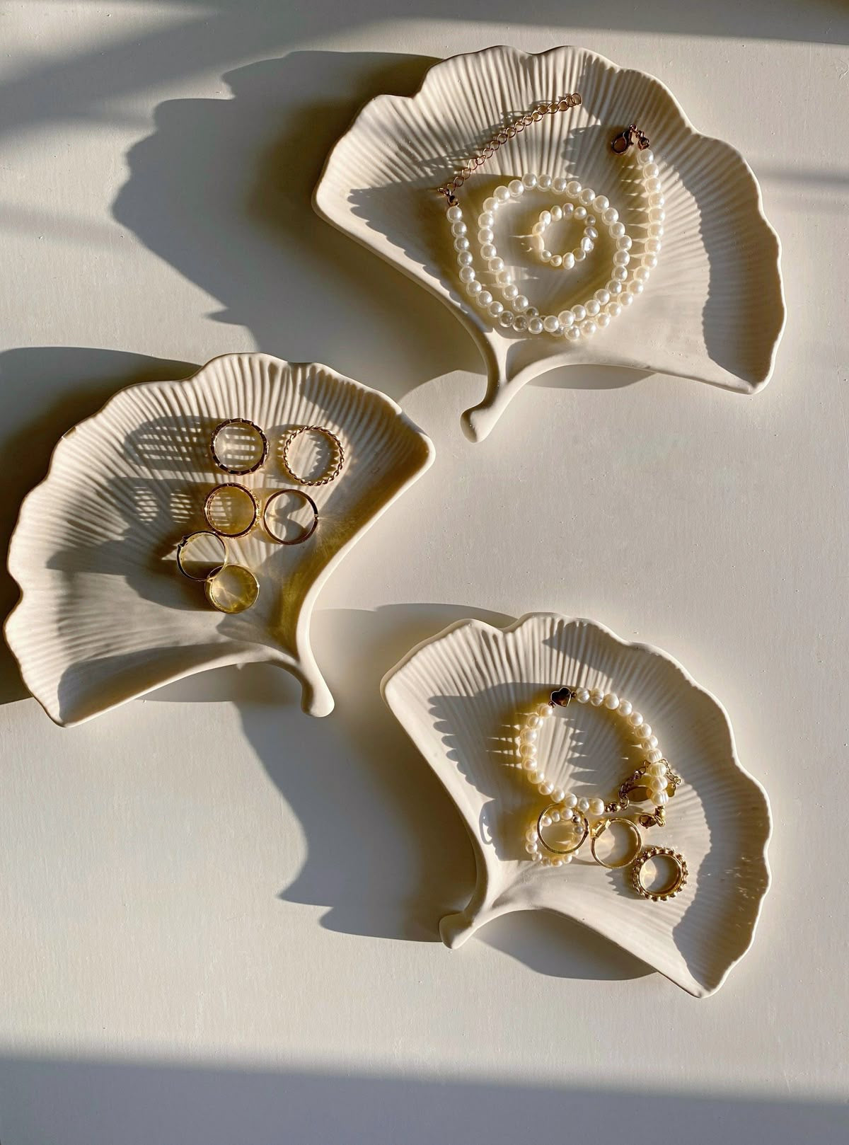 Concrete Leaf Trinket
