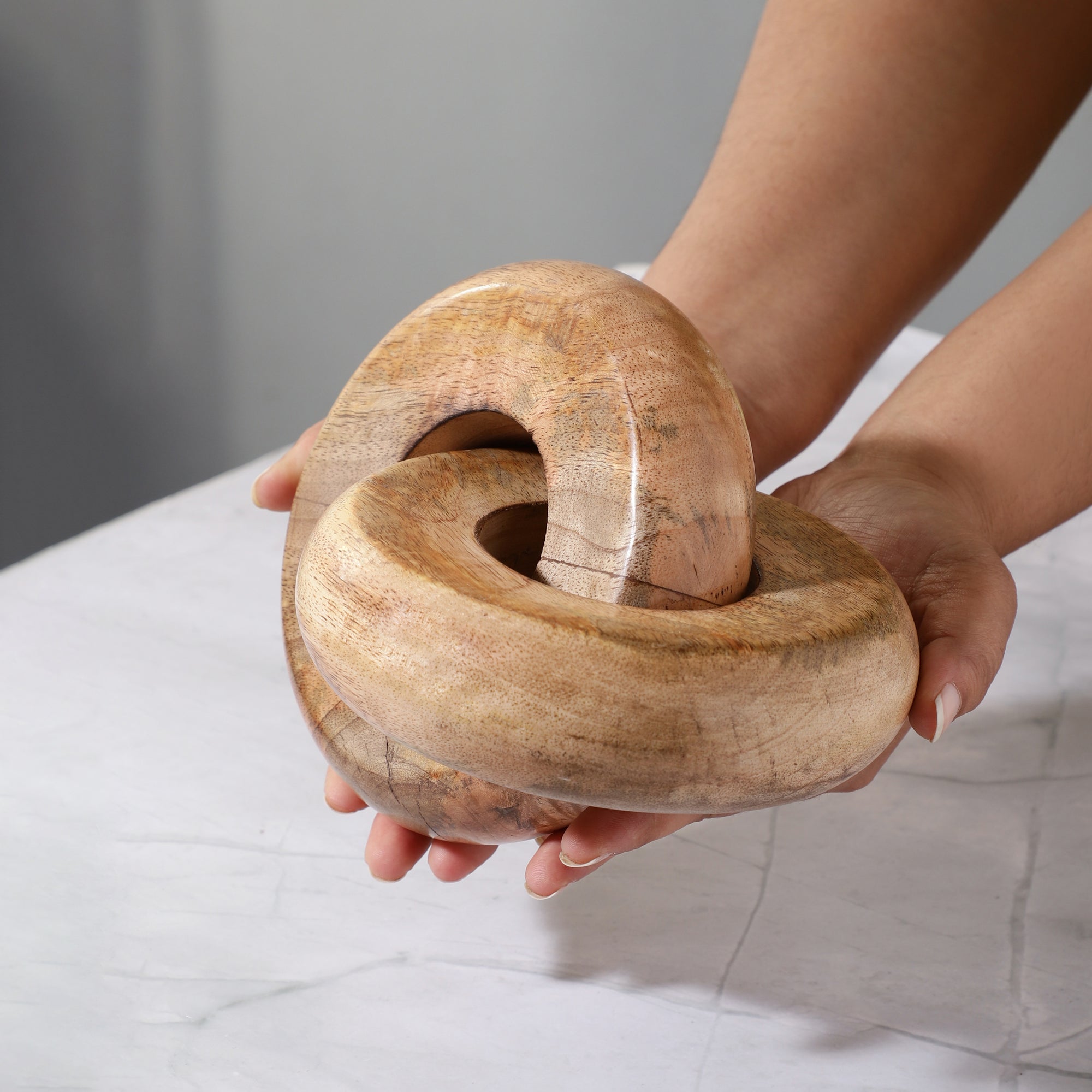 Wooden Chain (2 Knots)