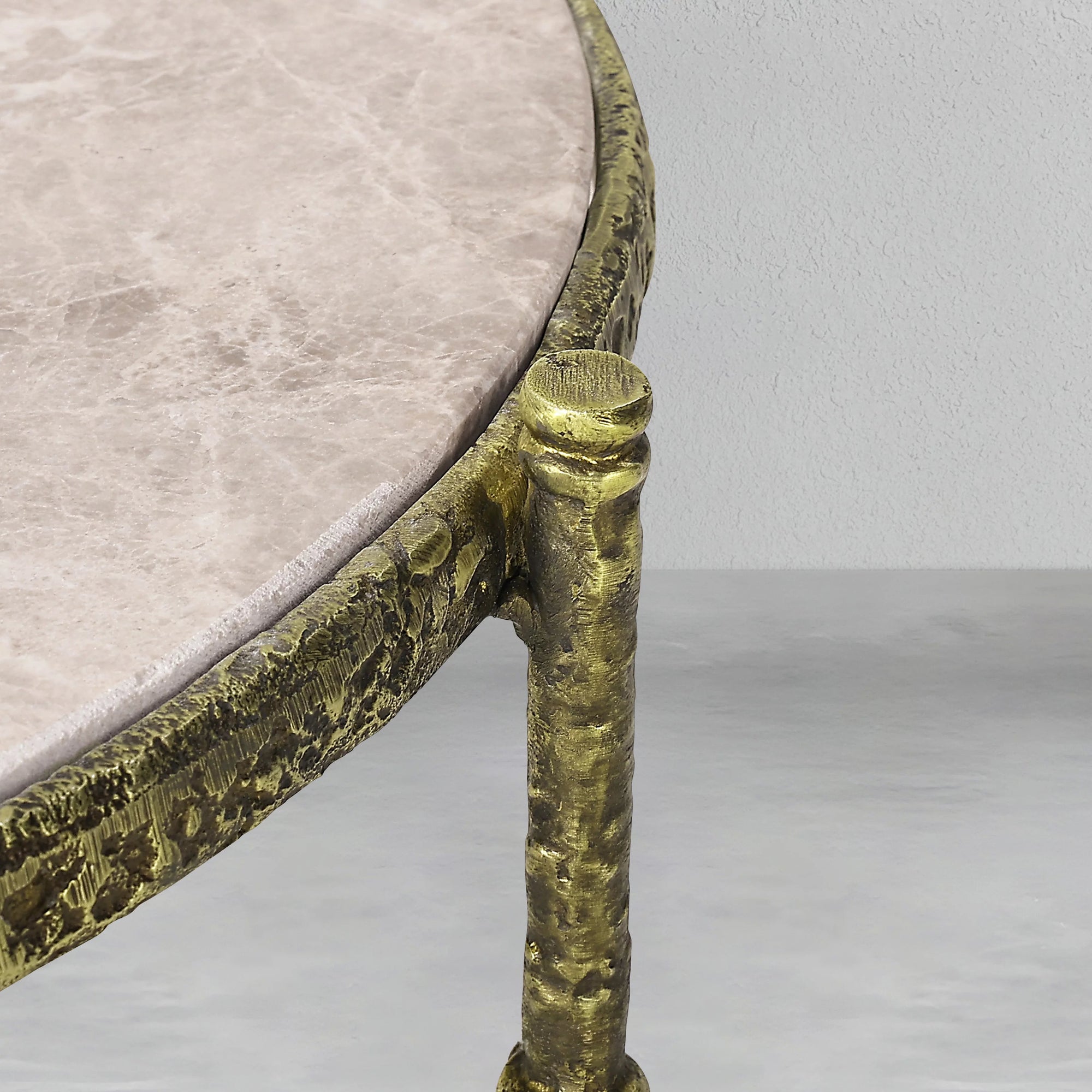 imperial-coffee-table_4_dw.webp