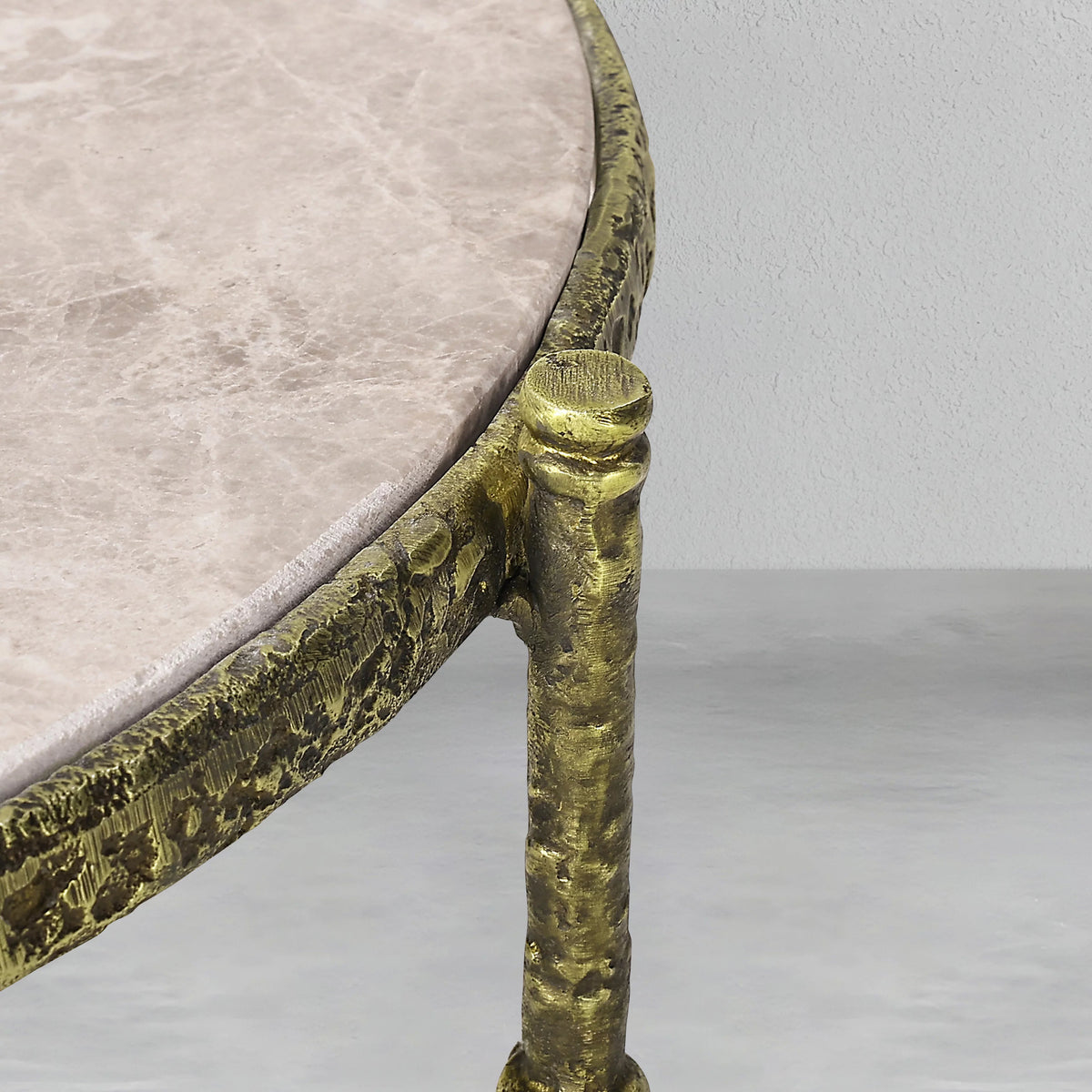 imperial-coffee-table_4_dw.webp