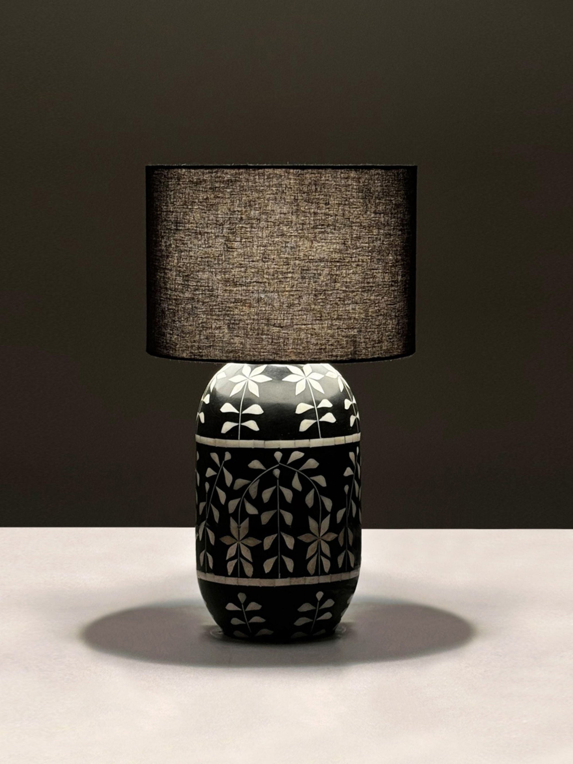 Kalla Petal Table Lamp