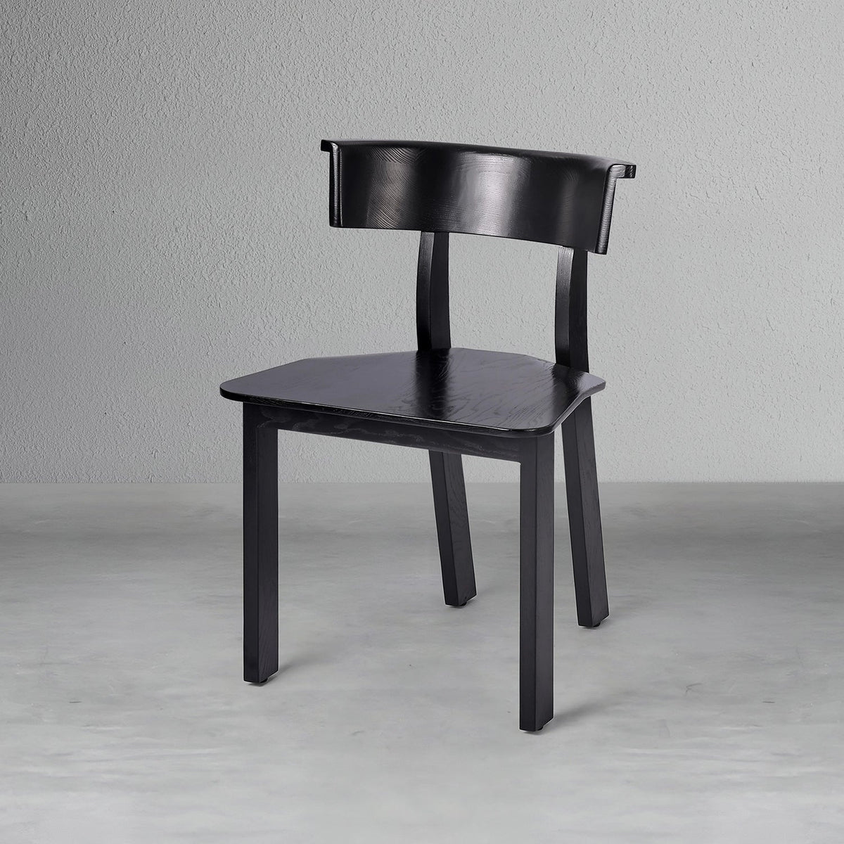 kato-chair_4_dw.webp