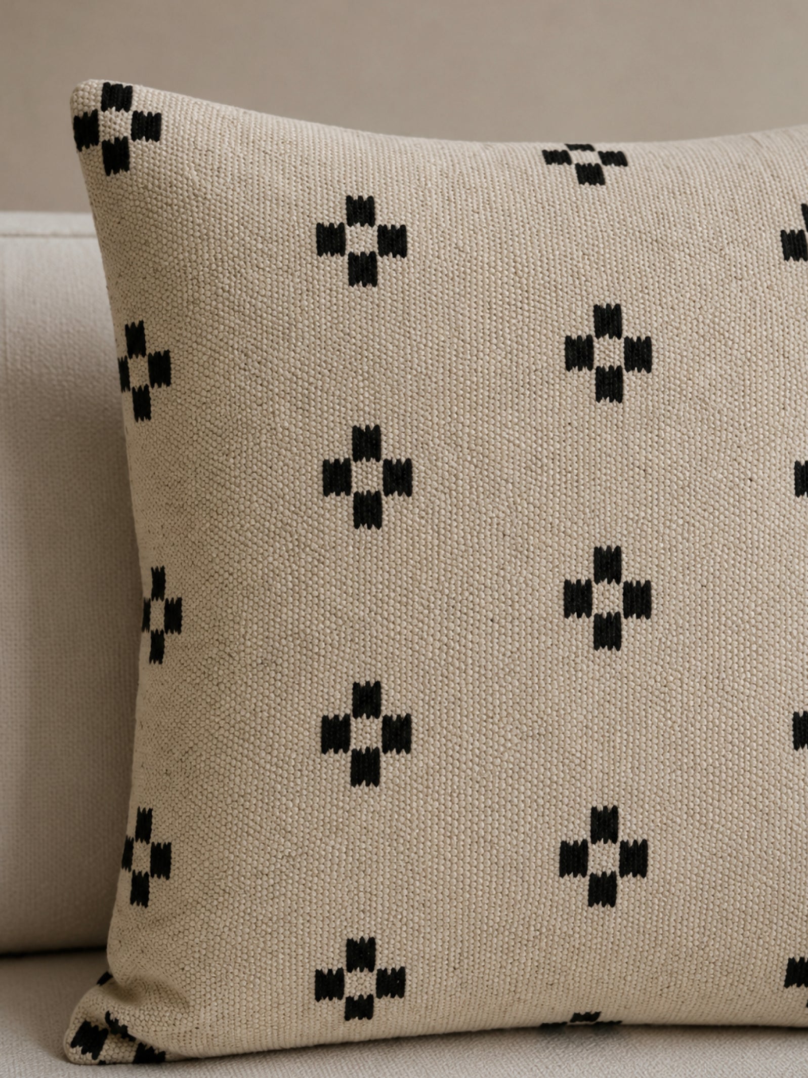 Woven Print Cushion Covers ( Available in 2 Colours)
