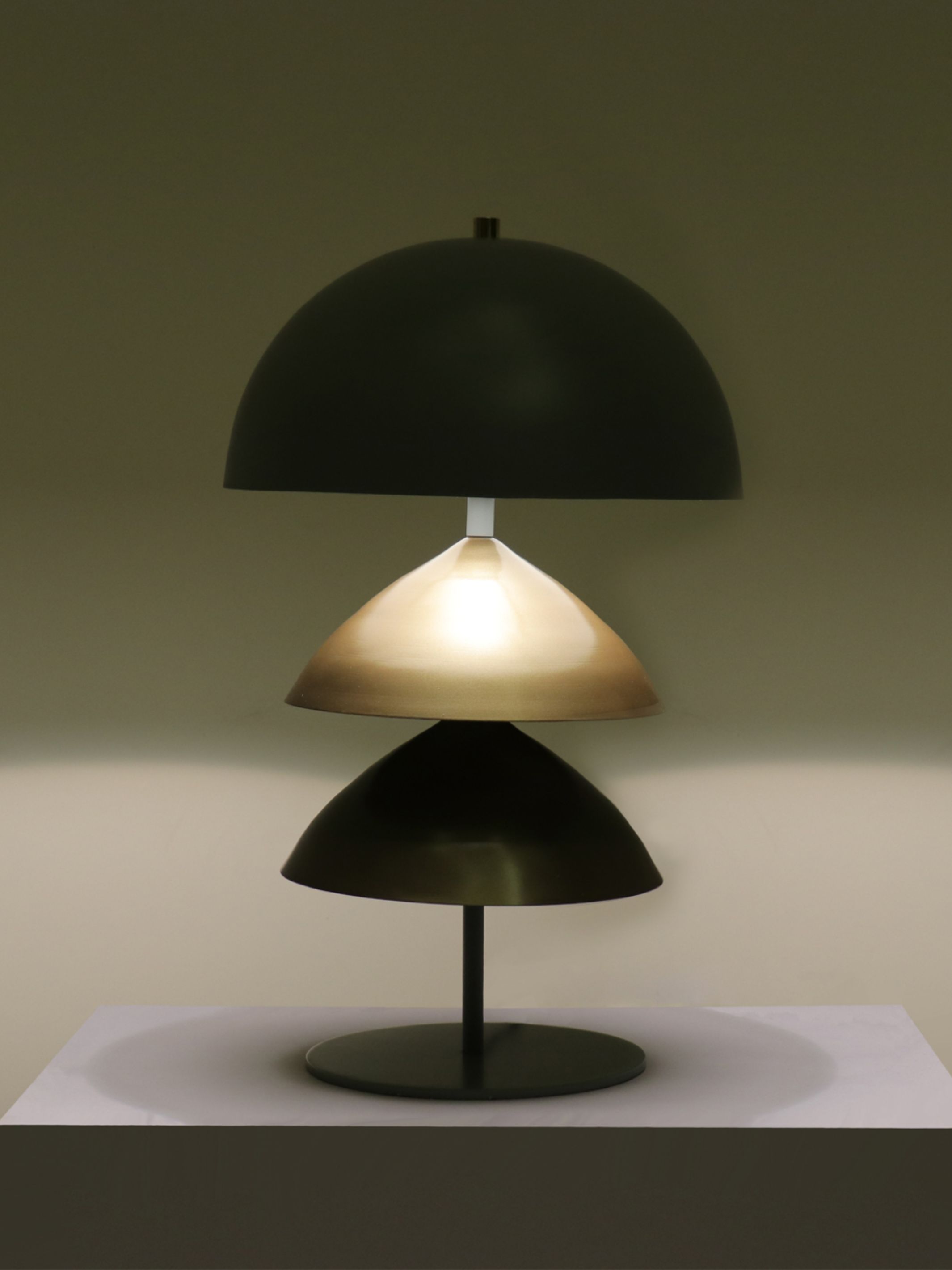 Klint Ray Table Lamp
