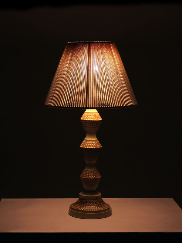 Knoxx Table Lamp
