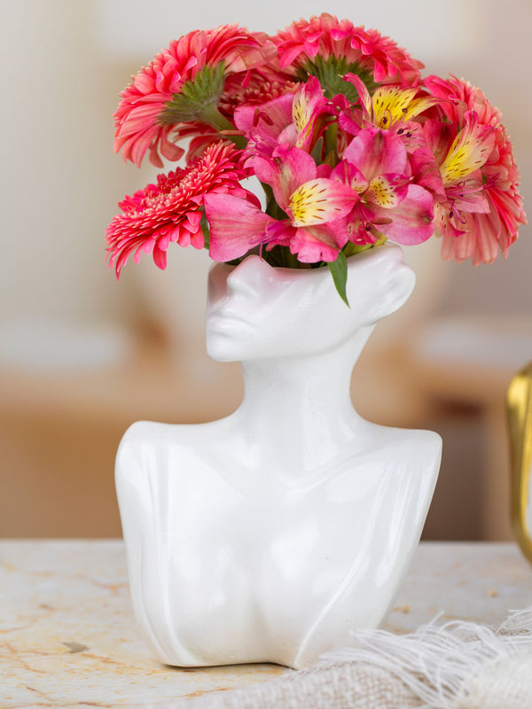 Lady Concrete Vase White