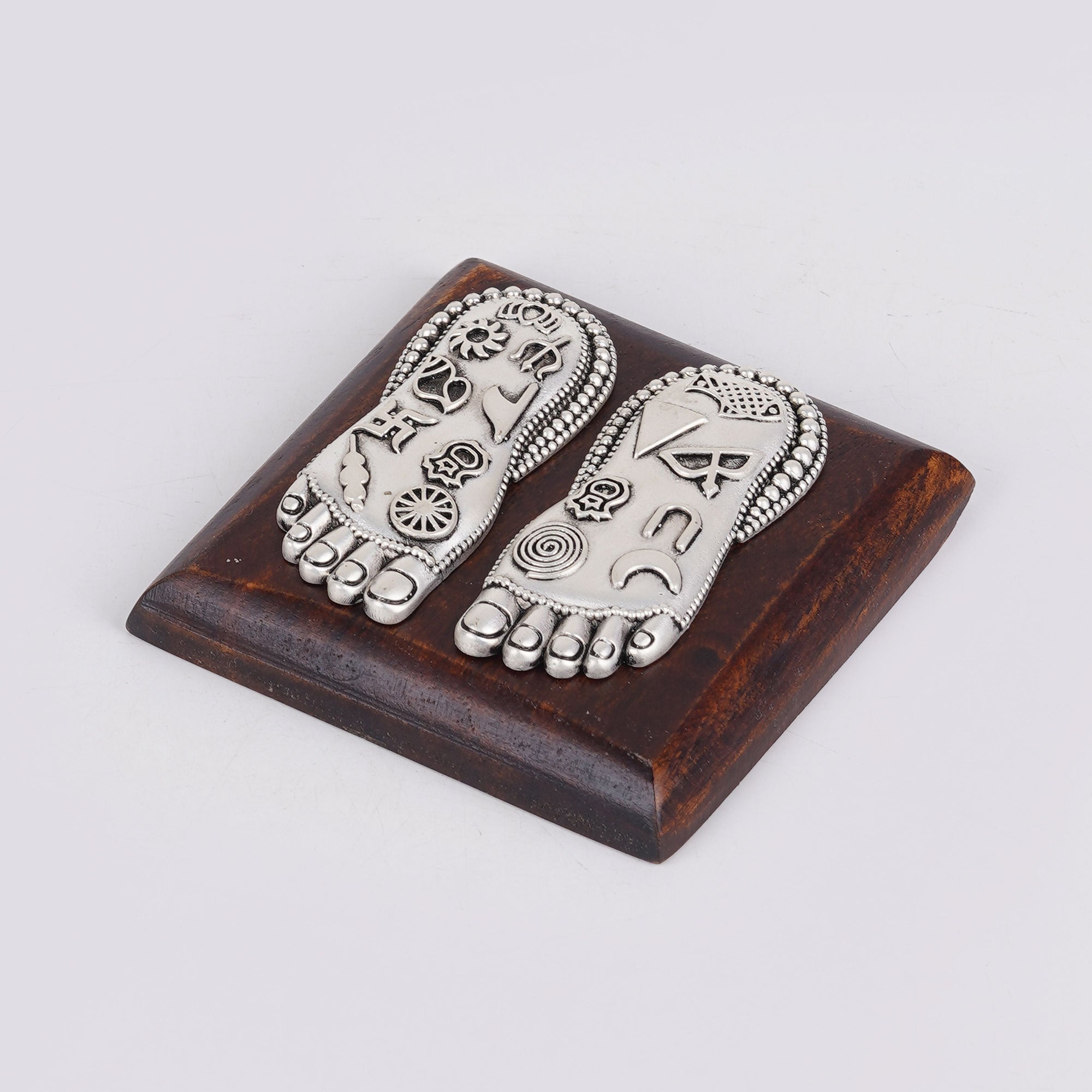 Lakshmi Charan on Wooden Plank/ Rose Quartz | Earthy & Auspicious