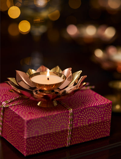 Lotus Glow Candle