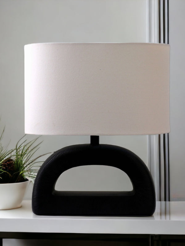 Leuto Table Lamp