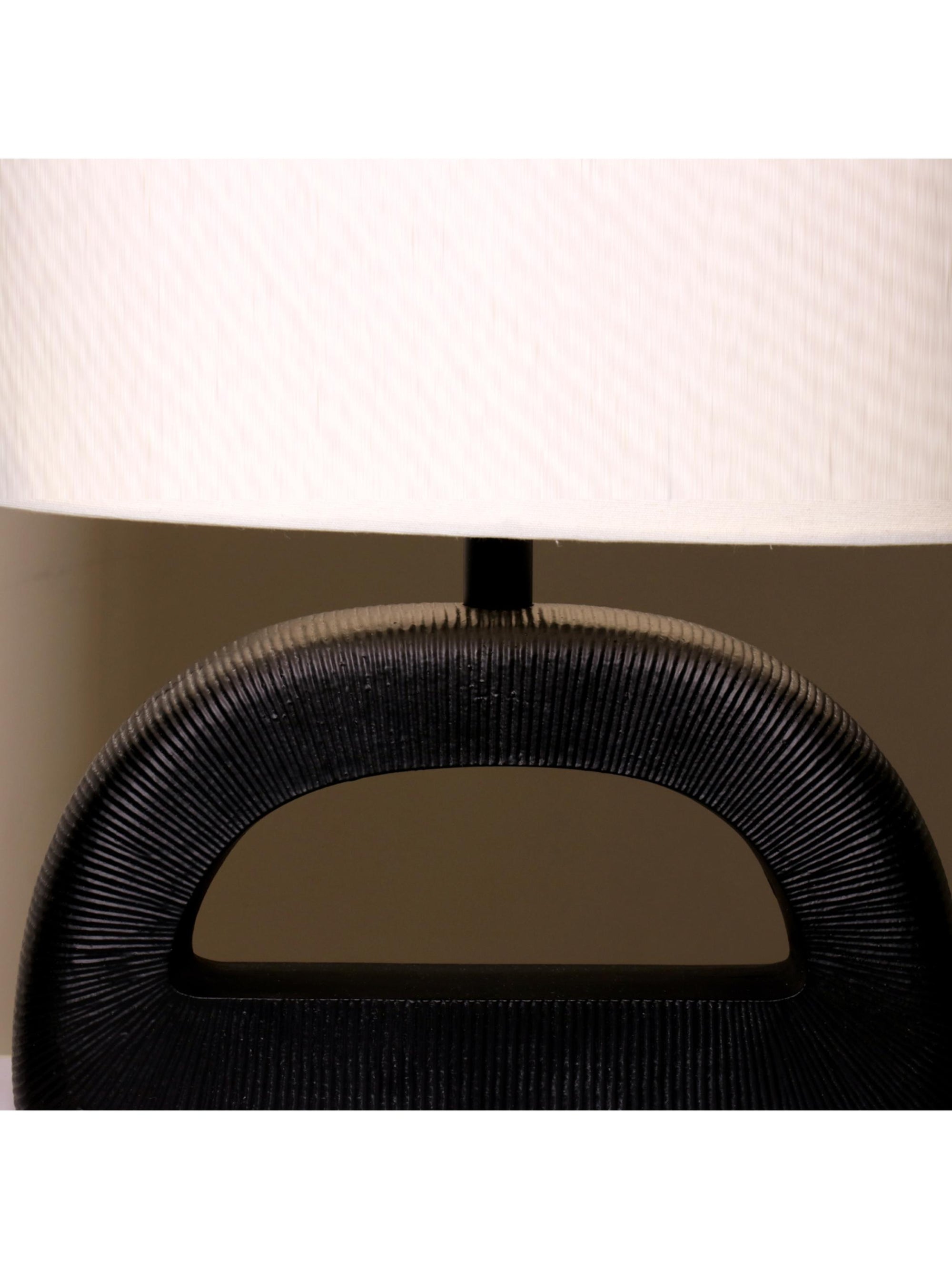 Leuto Table Lamp