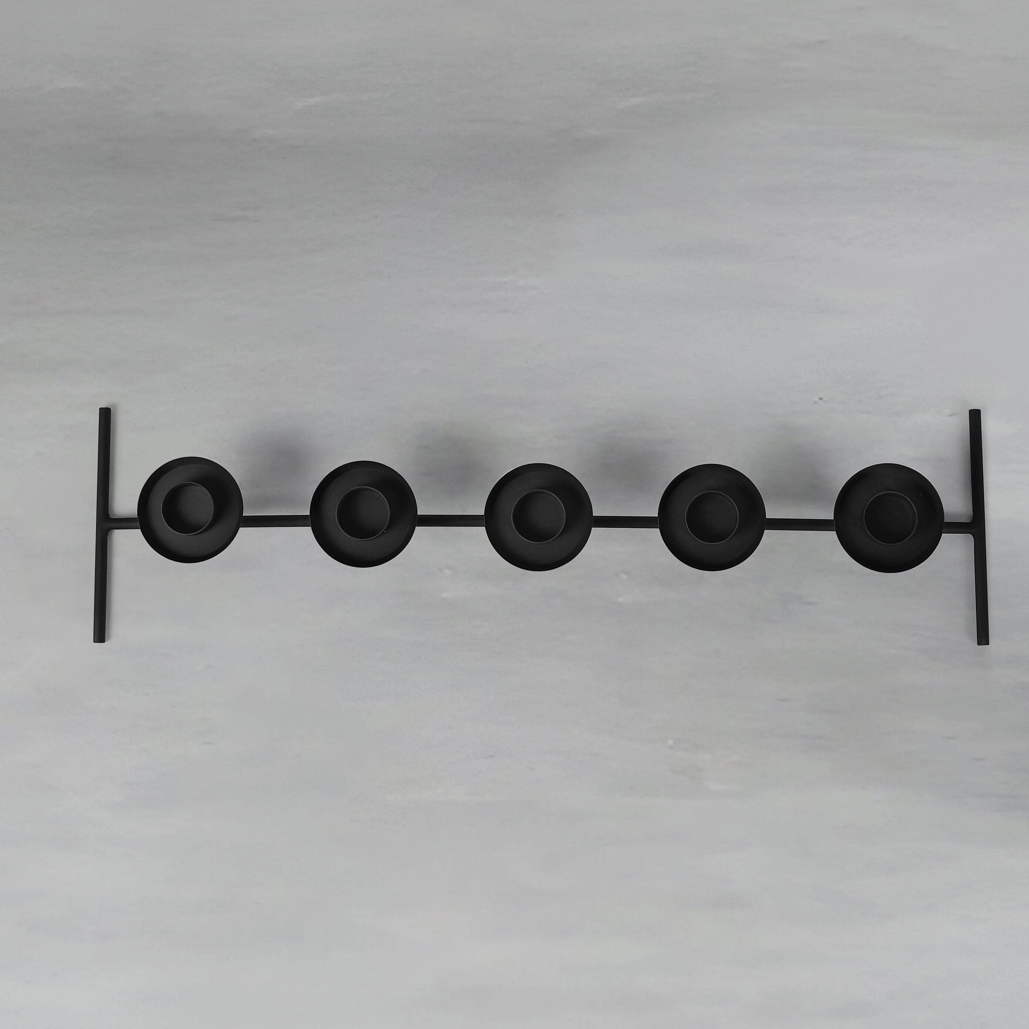 linear-candle-holder_5_dw.webp