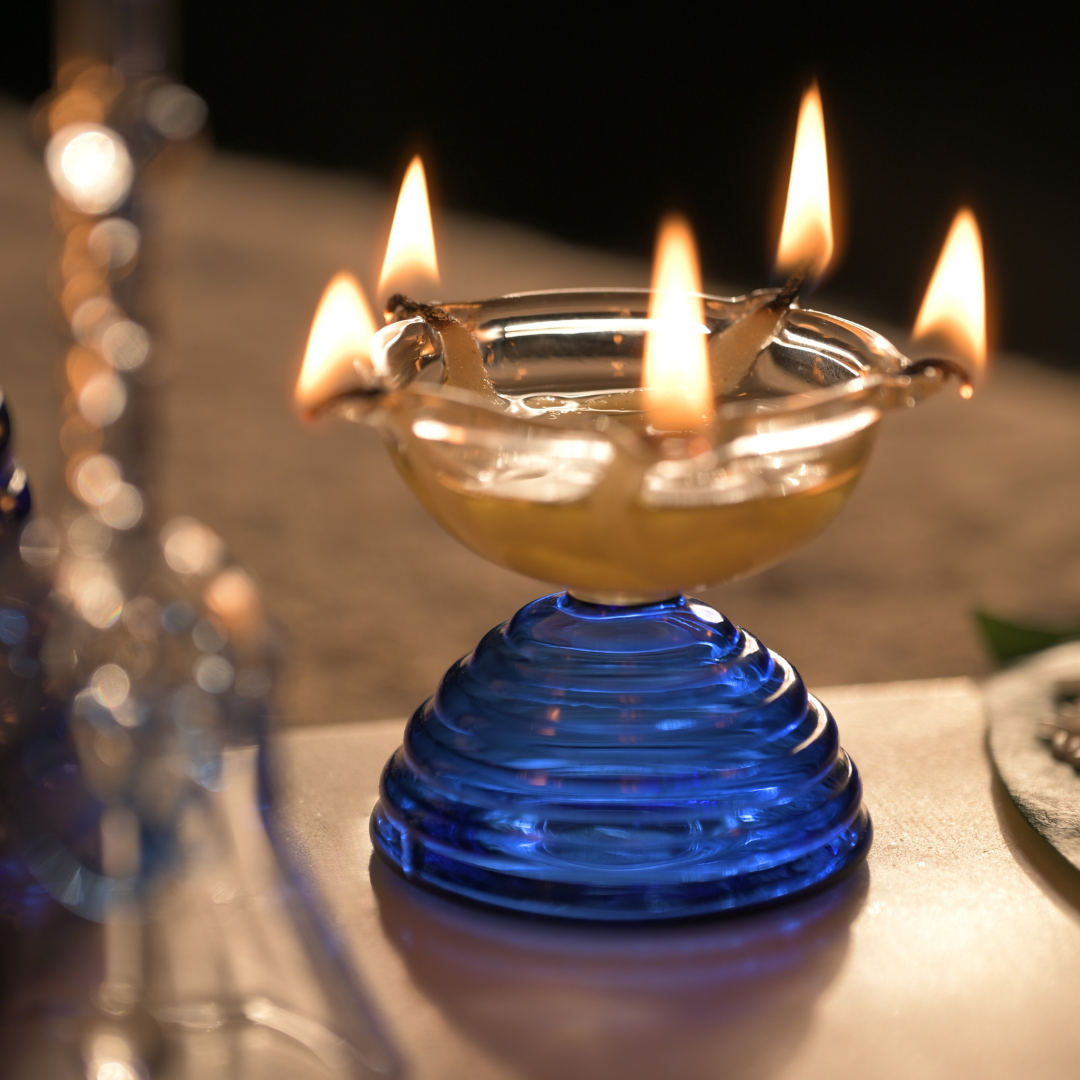 Muun Glass Puja Bundle - Tall Diya + Short Diya + Bell