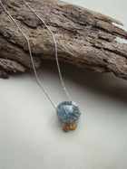 Lovers Embrace - Necklace Smoke