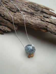 Lovers Embrace - Necklace Smoke
