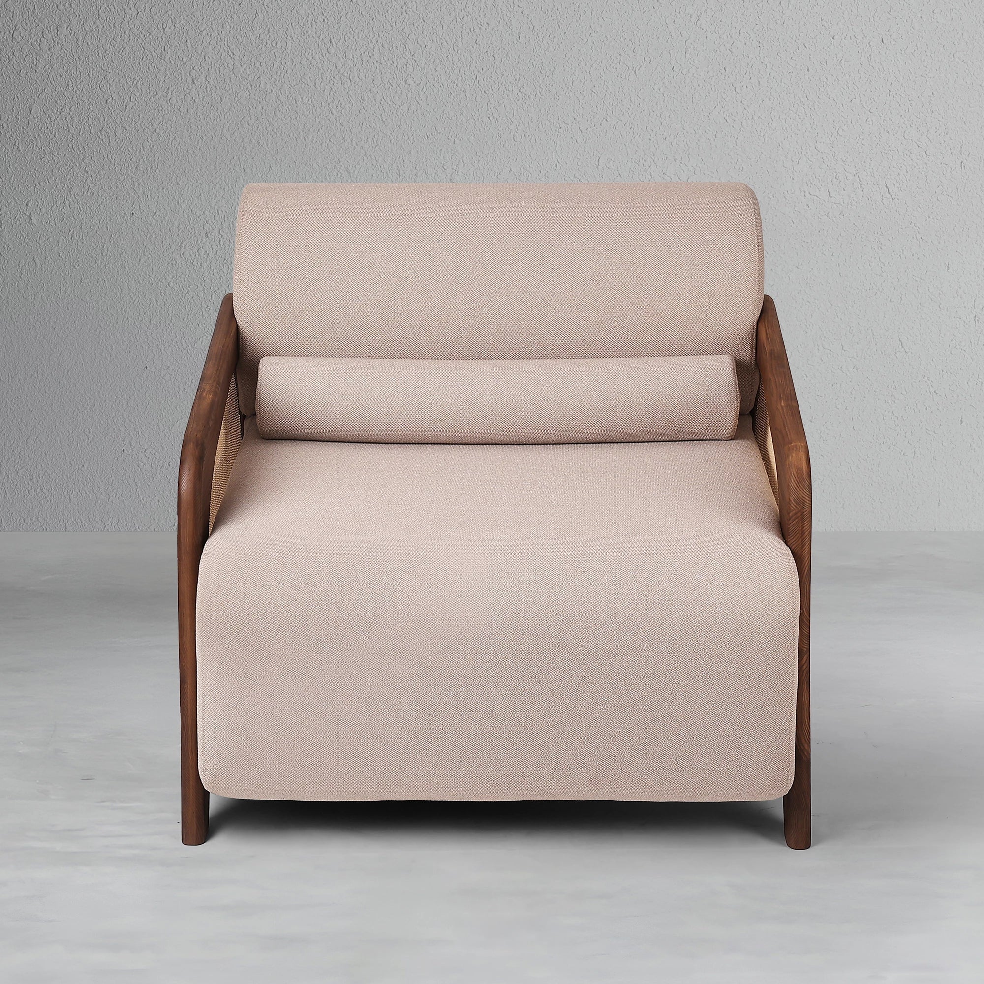 lumbar-single-seater-sofa_2_dw.webp