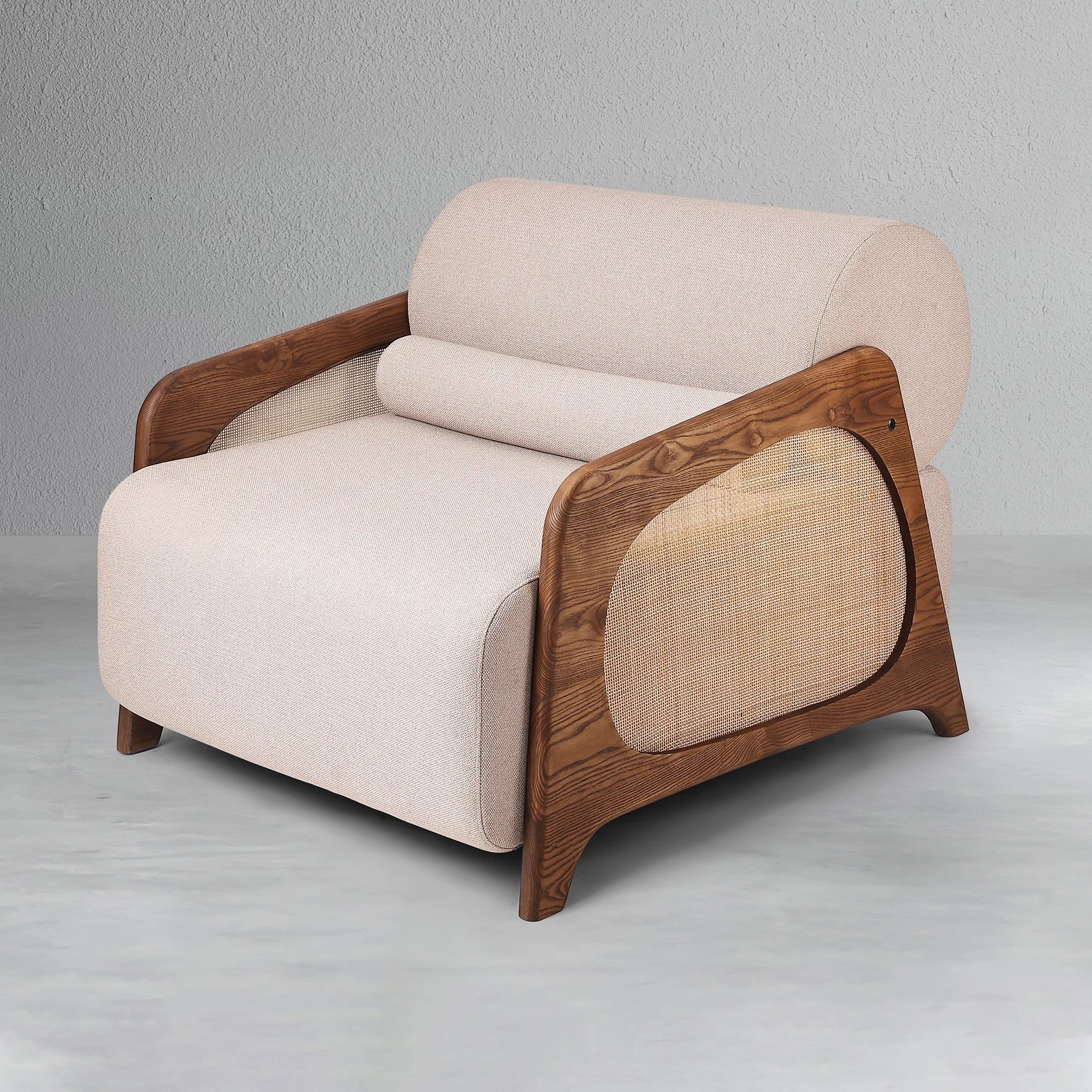lumbar-single-seater-sofa_4_dw.webp