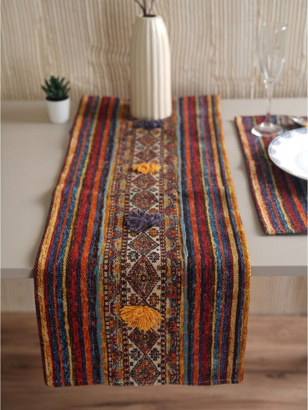 Handloom Table Runner - Luminious Lace