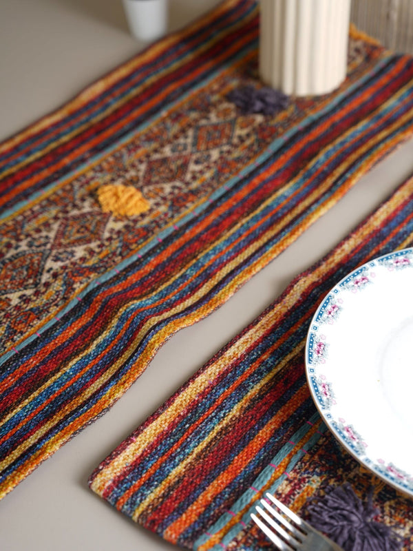 Handloom Table Runner - Luminious Lace