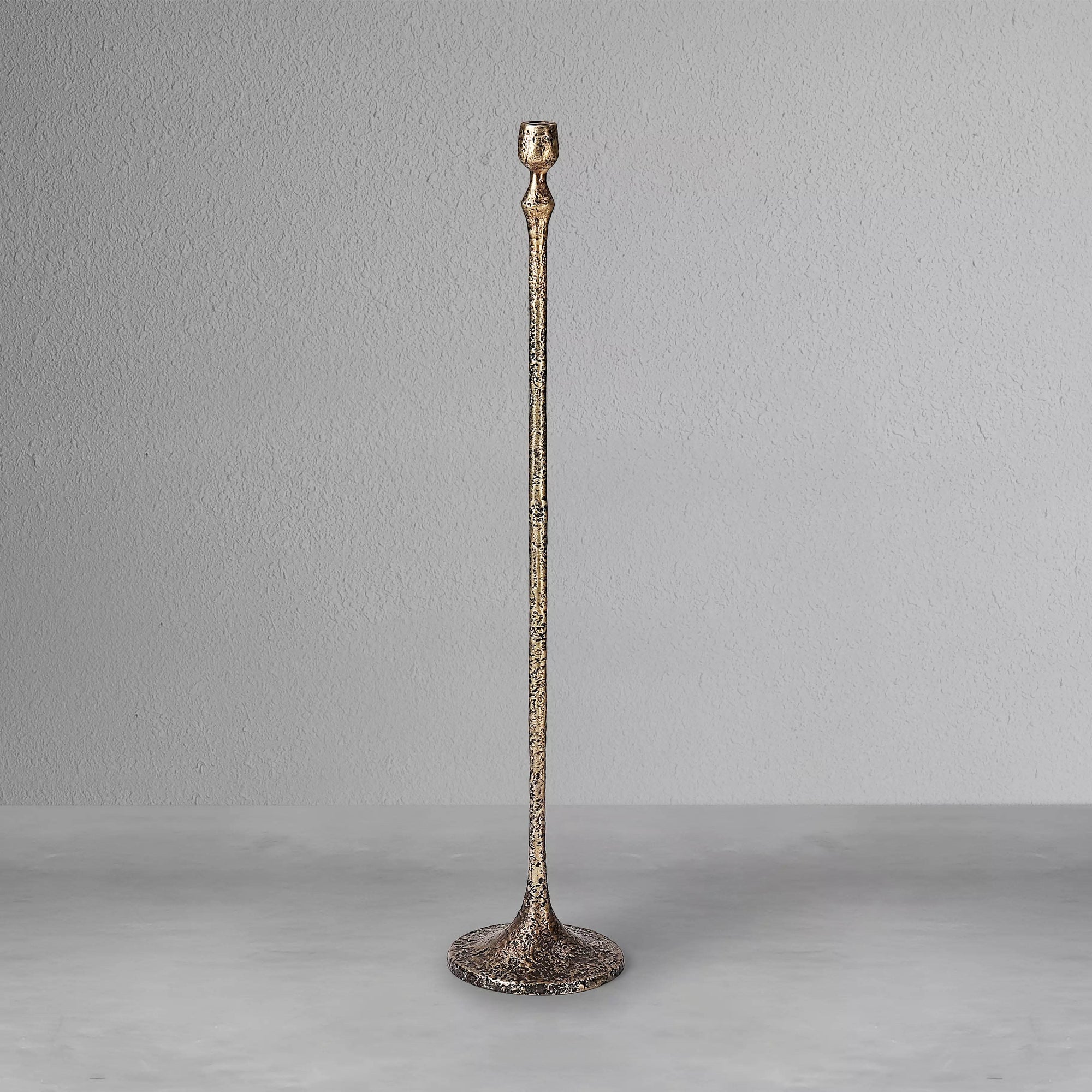 luminis-candle-stand-set-3_4_dw.webp