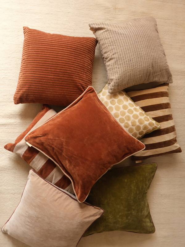Glow Sandstone Velvet Cushion Cover
