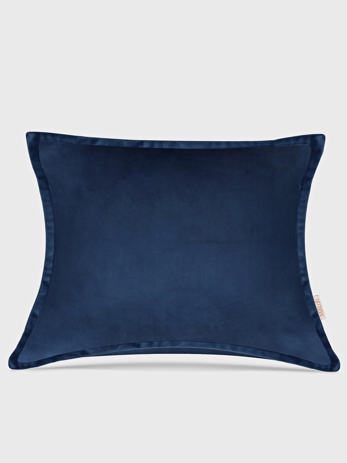 Makhmal Sapphire Cushion